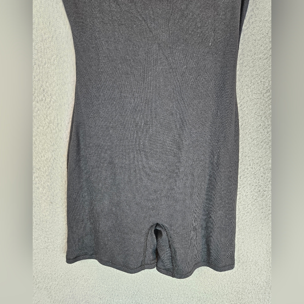 Skims Romper Womens Sz Black Med Ribbed Tank Shorts Bodysuit Minimalist Capsule - Picture 3 of 11